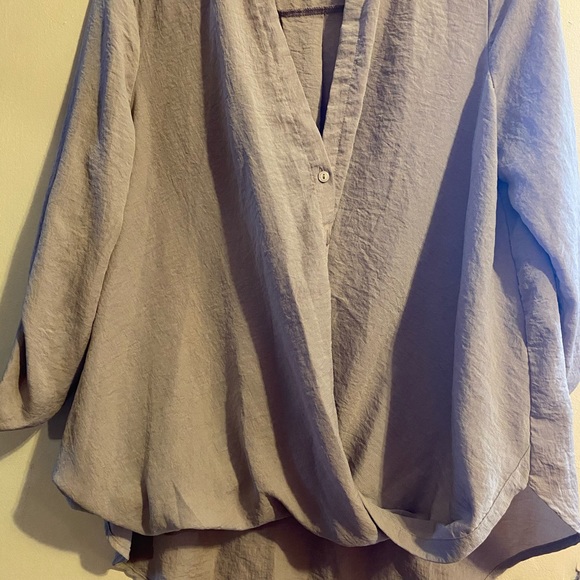 Womens blouse - Picture 2 of 4